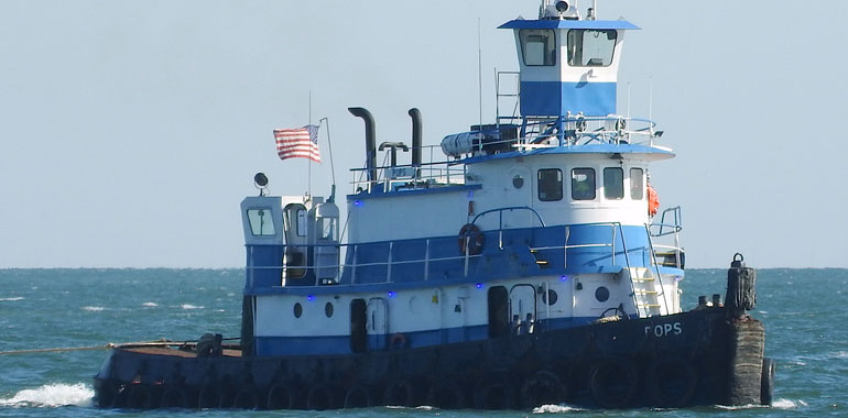 Texas mariner dies after falling from tugboat near Jacksonville