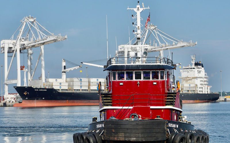 Banana boats to barges, Gulfport Towing crews  keep cargo moving in south Mississippi