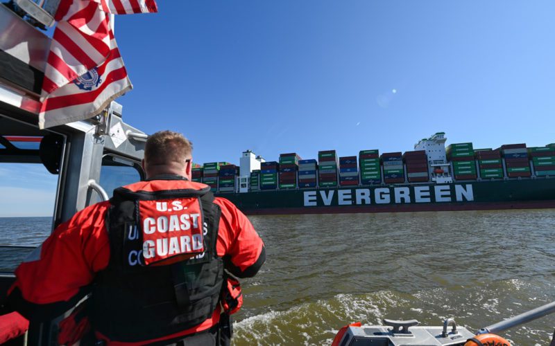 Chesapeake dredging resumes after tugs fail to refloat boxship