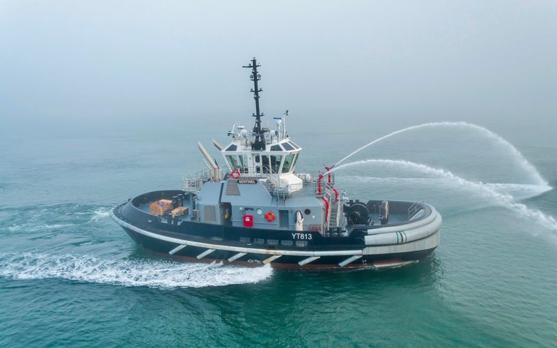 YT 813 and its sister tugs have two Stang fire monitors that flow water from a CounterFire pump.