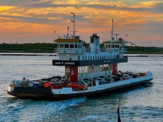 Deck hand injured by anchor chain on Texas ferry