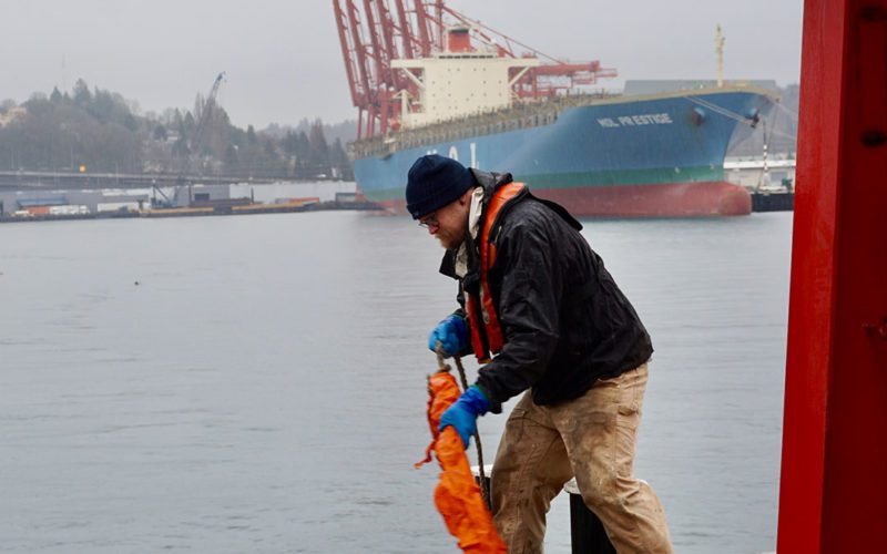 Western Towboat Co.’s Mike Wentworth works a line in Seattle.