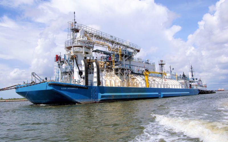Seaside LNG acquires bunker barge from TOTE