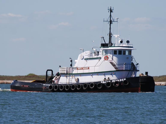 Coast Guard suspends search for tug crewman near Sabine