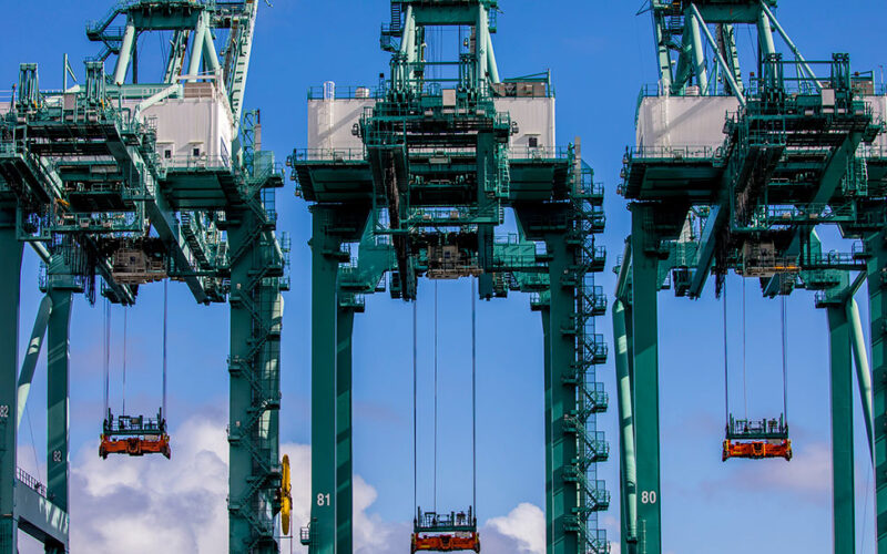 Ports group: Chinese-made cranes pose no threat