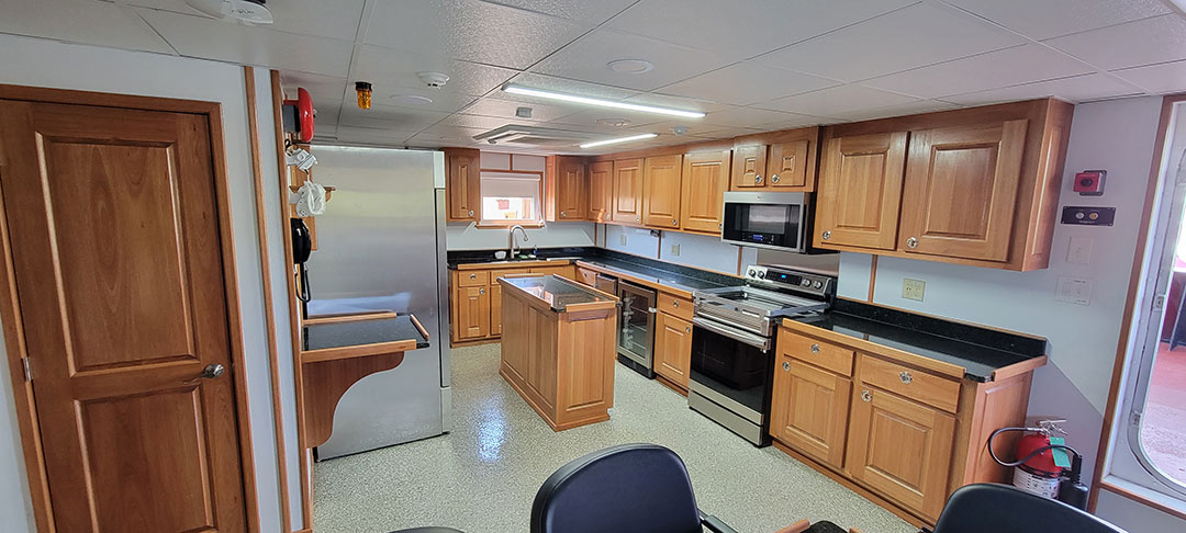 The tug features a host of comfortable crew spaces.