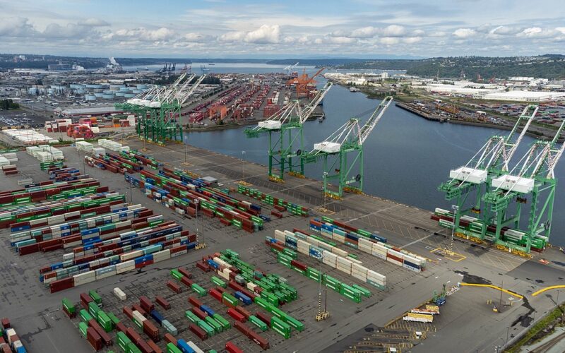Port of Tacoma’s new goal: Phase out GHGs by 2040