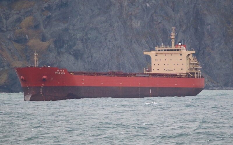 Bulker escapes ‘potentially disastrous’ weather off Alaska