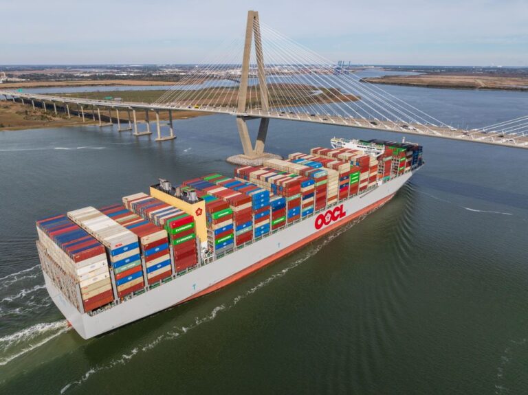 charleston-welcomes-largest-containership-to-call-on-port