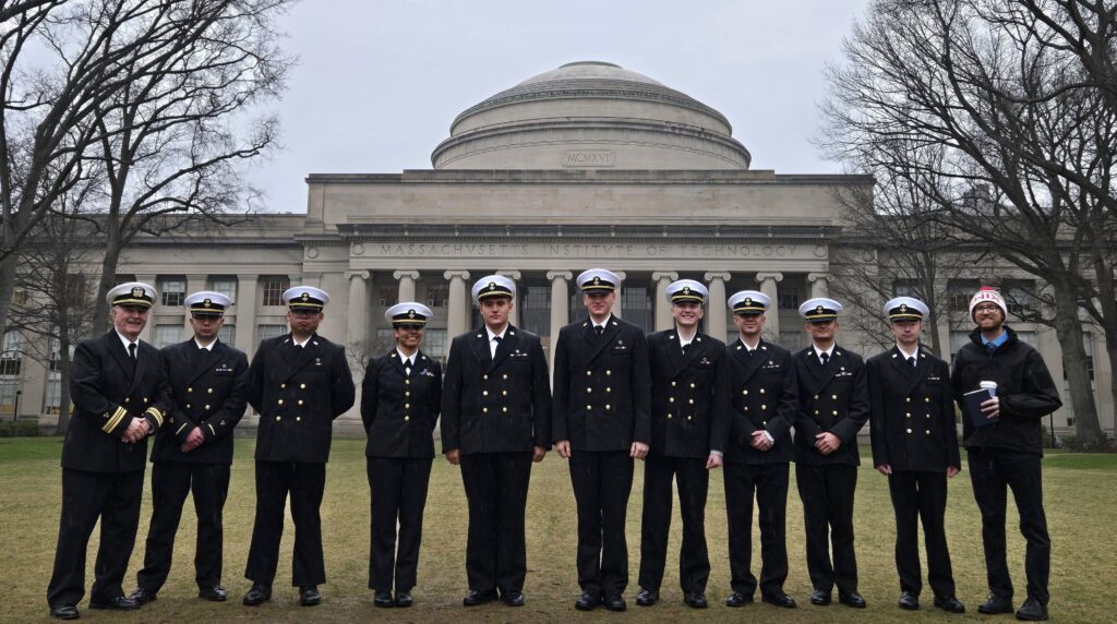 Mass. Maritime SNAME contingent earns honorable mention